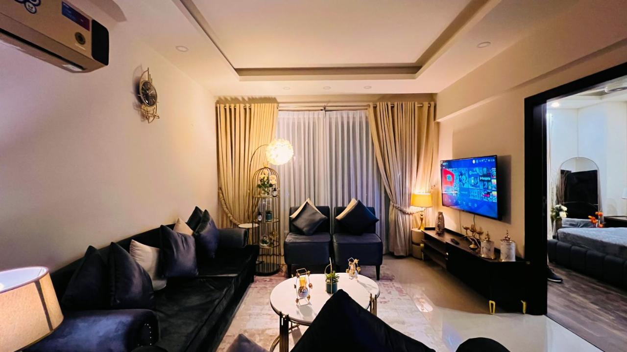 דירות איסלמאבד Sky Heights Luxury Apart Facing Centaurus מראה חיצוני תמונה