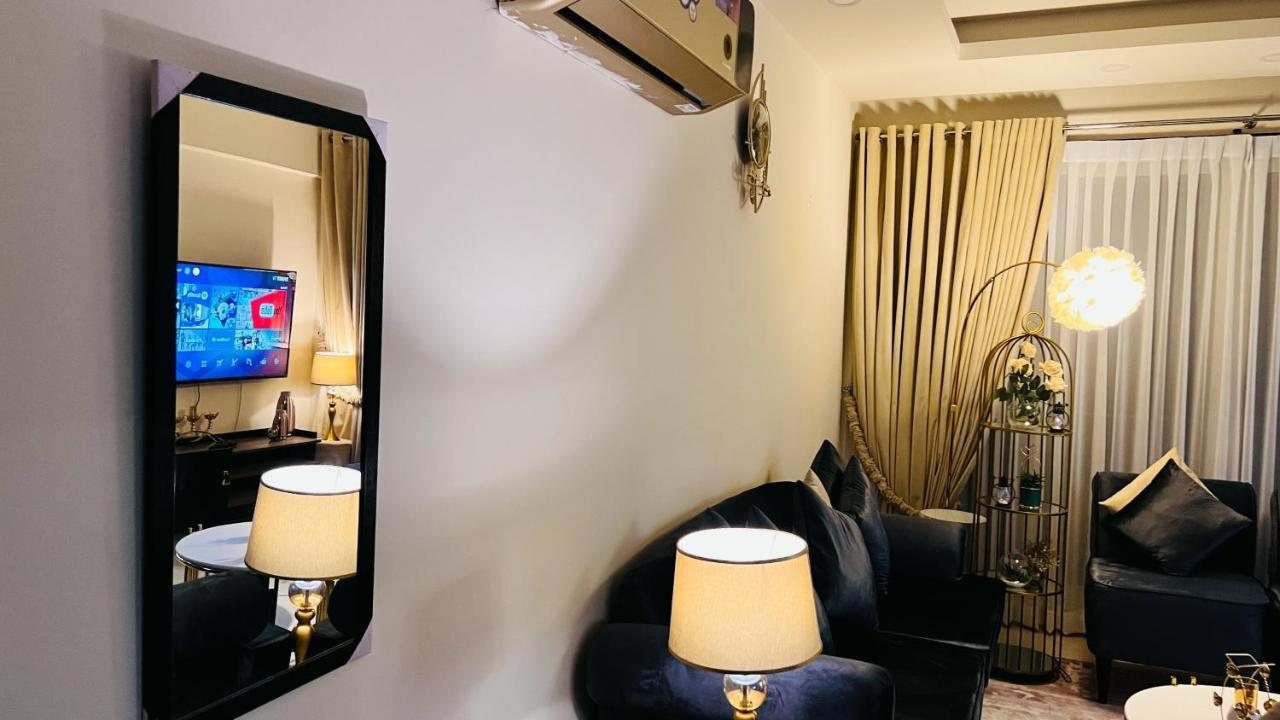 דירות איסלמאבד Sky Heights Luxury Apart Facing Centaurus מראה חיצוני תמונה