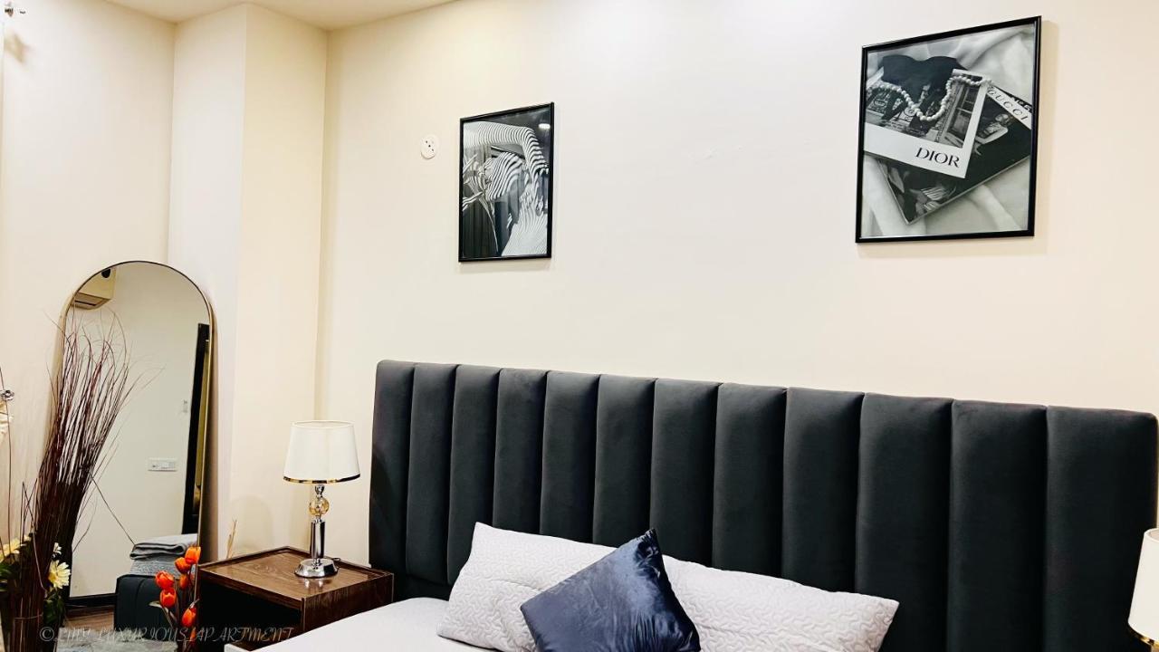 דירות איסלמאבד Sky Heights Luxury Apart Facing Centaurus מראה חיצוני תמונה