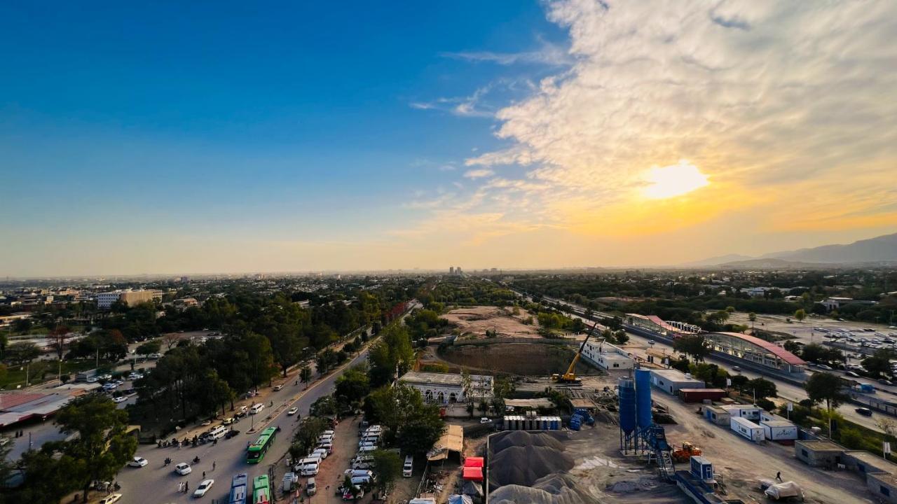 דירות איסלמאבד Sky Heights Luxury Apart Facing Centaurus מראה חיצוני תמונה