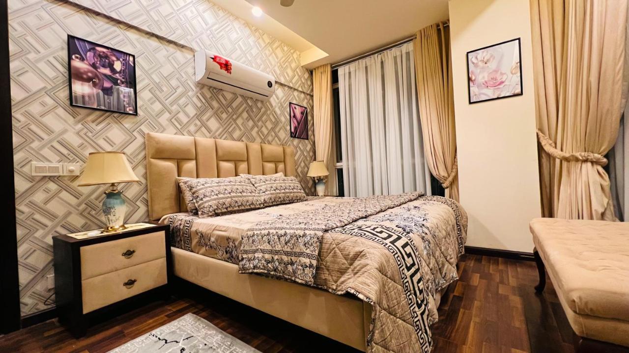 דירות איסלמאבד Sky Heights Luxury Apart Facing Centaurus מראה חיצוני תמונה