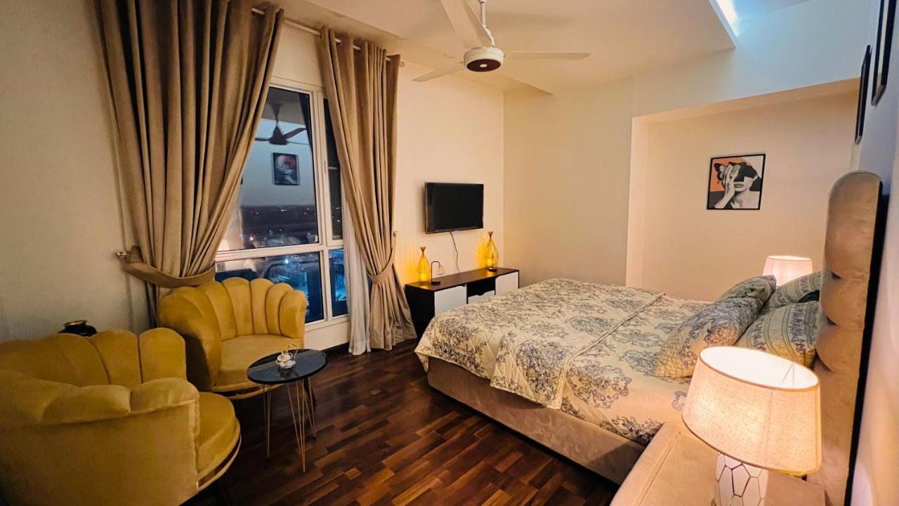 דירות איסלמאבד Sky Heights Luxury Apart Facing Centaurus מראה חיצוני תמונה