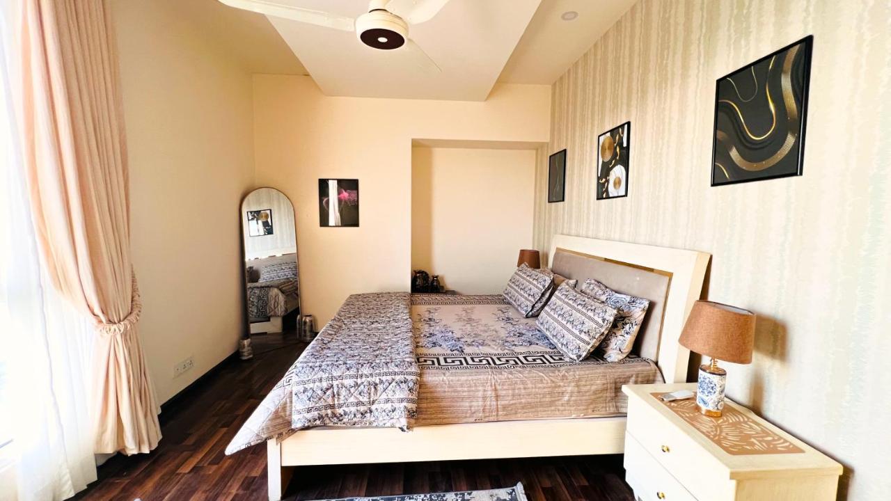 דירות איסלמאבד Sky Heights Luxury Apart Facing Centaurus מראה חיצוני תמונה
