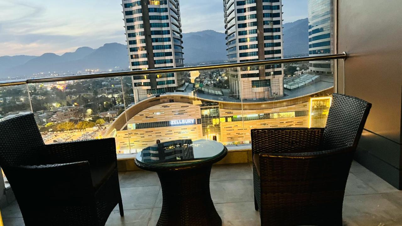 דירות איסלמאבד Sky Heights Luxury Apart Facing Centaurus מראה חיצוני תמונה